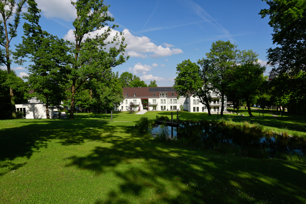 Conference hotel in Bad Aibling Bavaria with a green park