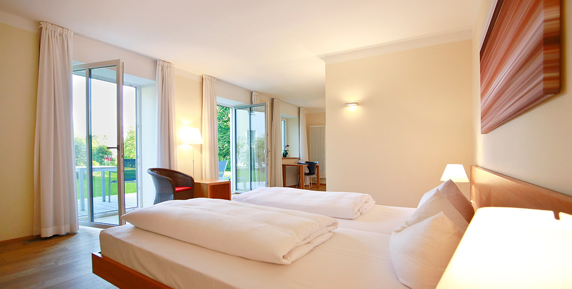 Rooms & Prices in the green conference hotel B&O Parkhotel in the Bavarian countryside