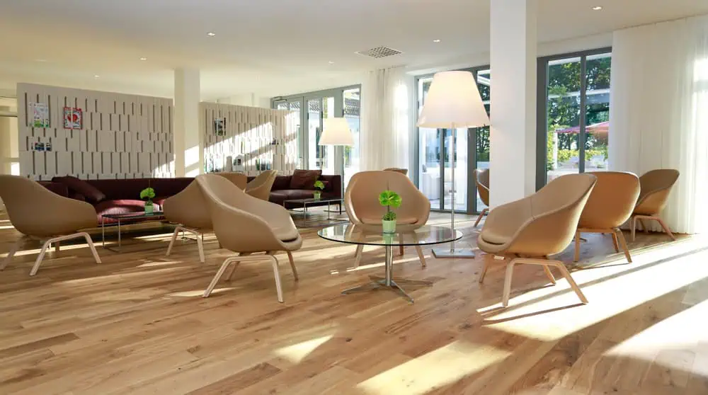 B&O Parkhotel Campus Bar-Loungebereich 2x