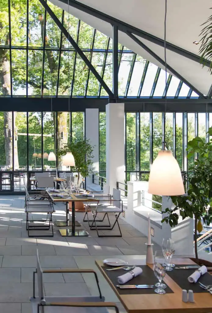 Wintergarten des B&O Parkhotels Innenansicht