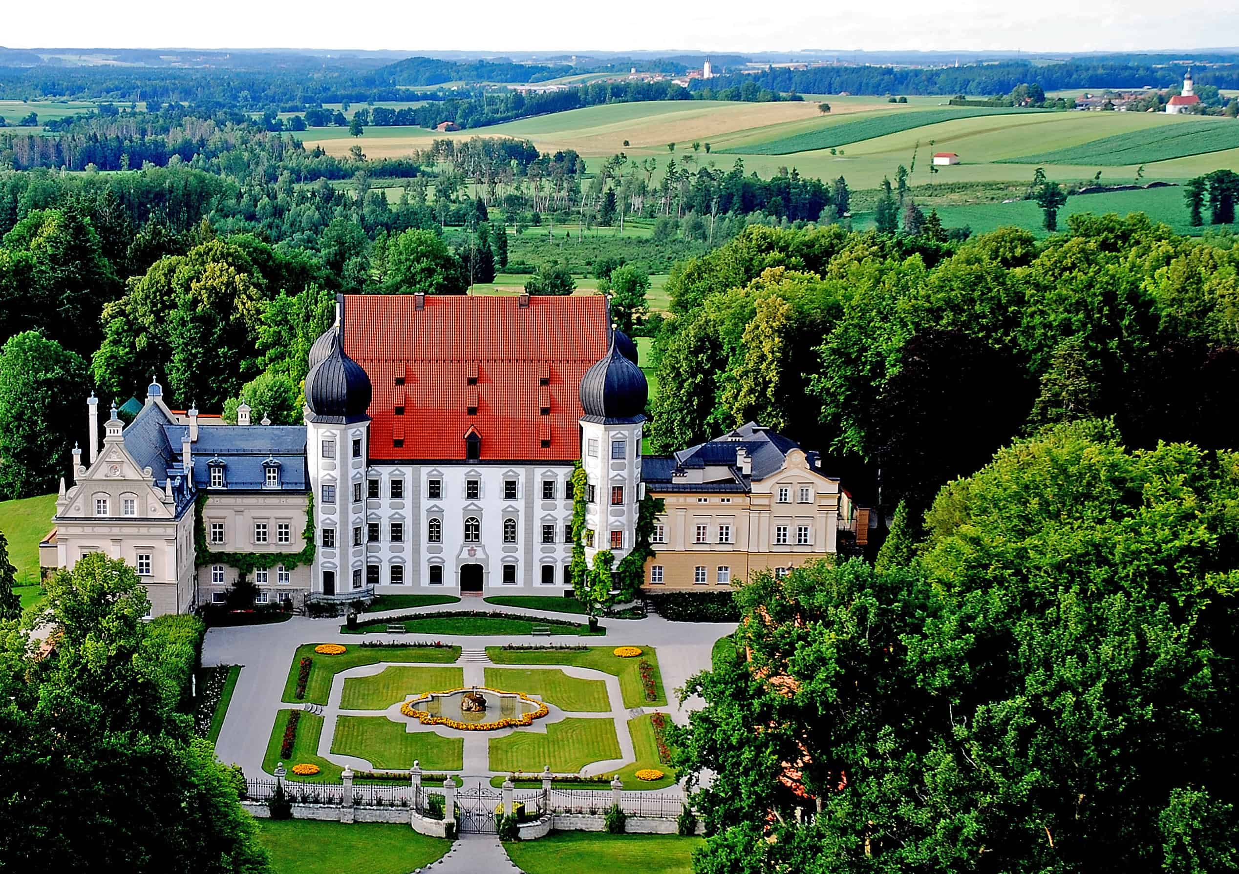 Schloss Maxlrain